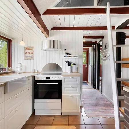 Lovely House On Secluded Natural Plot Near *