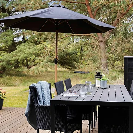 펜션 Lovely House On Secluded Natural Plot Near